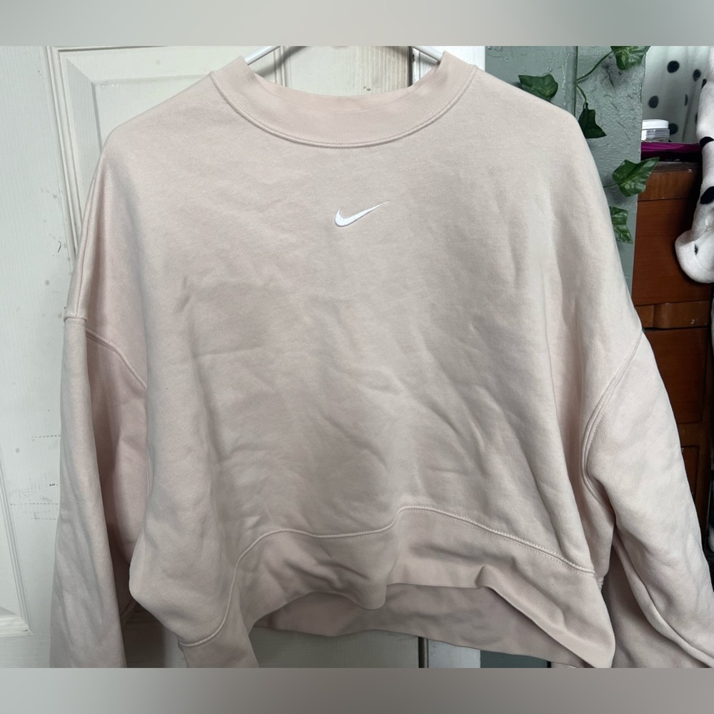 Nike cropped crew neck